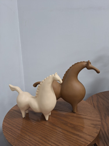 مجسمه دکوراتیو دوسایز مدل لاما